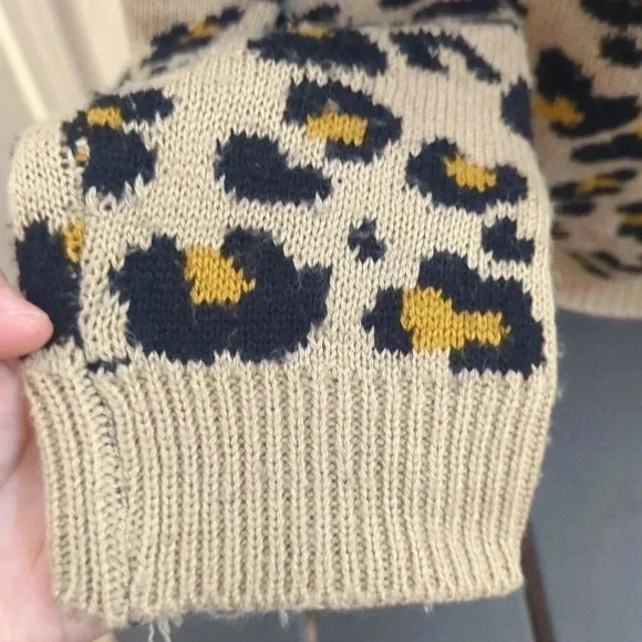 Jason Maxwell women's leopard print sweater - Picture 5 of 8